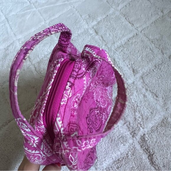 Vera Bradley | Hot Pink Paisley Insulated Lunch Box - Picture 10 of 10